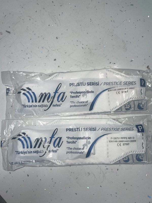 Zaštitna maska za disanje sa filterom respirator ffp2 NR D