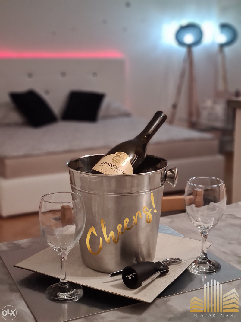 Stan na dan Bijeljina 1 " M APARTMANI " 066 872 160 3