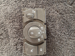 Prekidac svjetala BMW E60 s HEDUP HEDAP