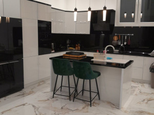 Kuhinja, akril medijapan visoki sjaj