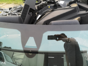 Prednja sajba  sa kamerom senzorom uve folijom a6 4g