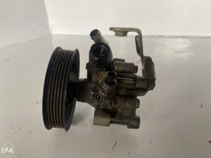 Servo pumpa Toyota Corolla Verso (fotografija 5)