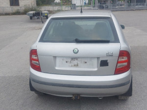 Skoda fabia dijelovi 1.4 mpi limuzina
