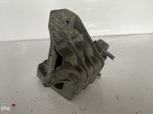 Nosac motora jtdm Fiat Croma 2007 (fotografija 3)