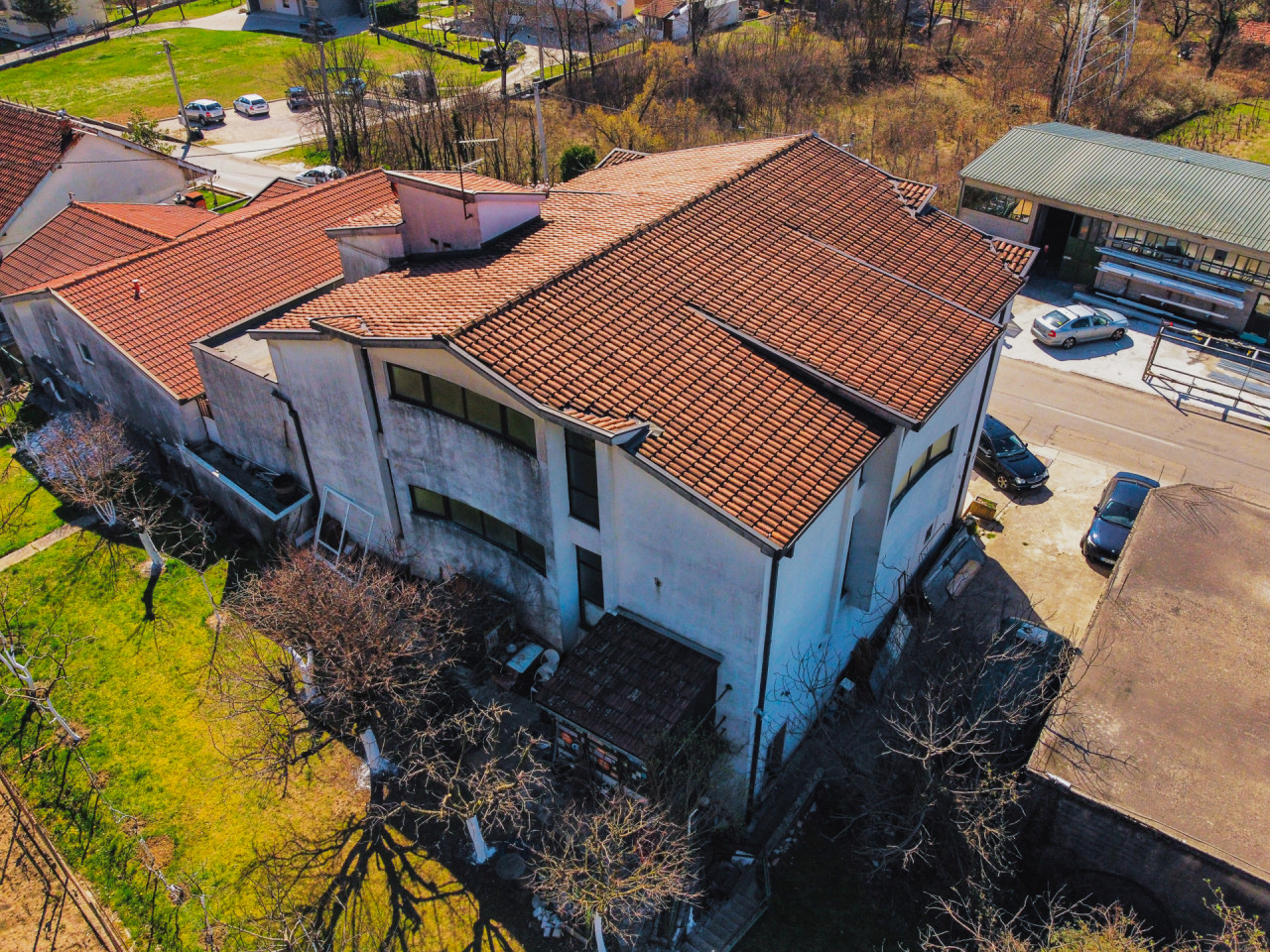 EOS / Poslovni Objekat / Oklaji  / 606 m2 8