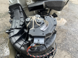 Motoric ventilacije jtdm Fiat Croma (fotografija 3)