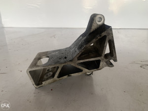 Nosac motora Volvo XC70 (fotografija 4)