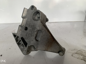 Nosac motora Volkswagen Passat (fotografija 4)