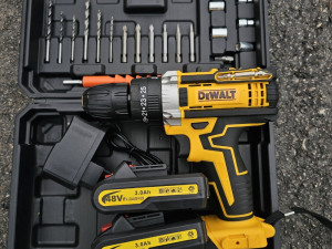 Aku Bušilica DeWALT 48v/5.0Ah - UDARNA/Cekic sa Alatom
