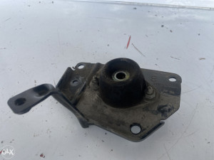 Nosac motora Peugeot 307 (fotografija 3)
