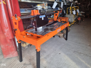 MASINA ZA KAMEN MRAMOR