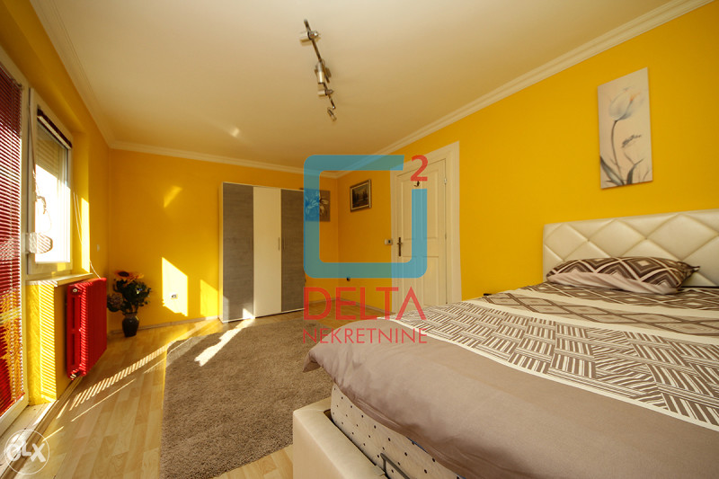 Kuća 160m2 / garaža /bazen/ Lukavica / Istočno Sarajevo 7