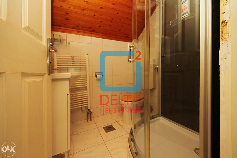 Kuća 160m2 / garaža /bazen/ Lukavica / Istočno Sarajevo 14