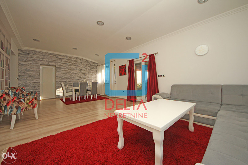 Kuća 160m2 / garaža /bazen/ Lukavica / Istočno Sarajevo 5