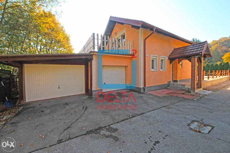 Kuća 160m2 / garaža /bazen/ Lukavica / Istočno Sarajevo 19