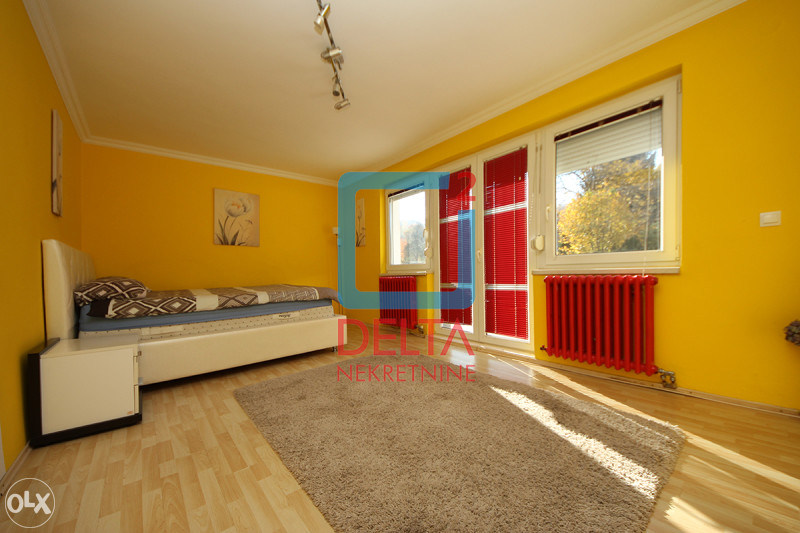 Kuća 160m2 / garaža /bazen/ Lukavica / Istočno Sarajevo 6