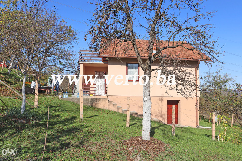 KUCA, POZARNICA, TUZLA  11.049 m2 2
