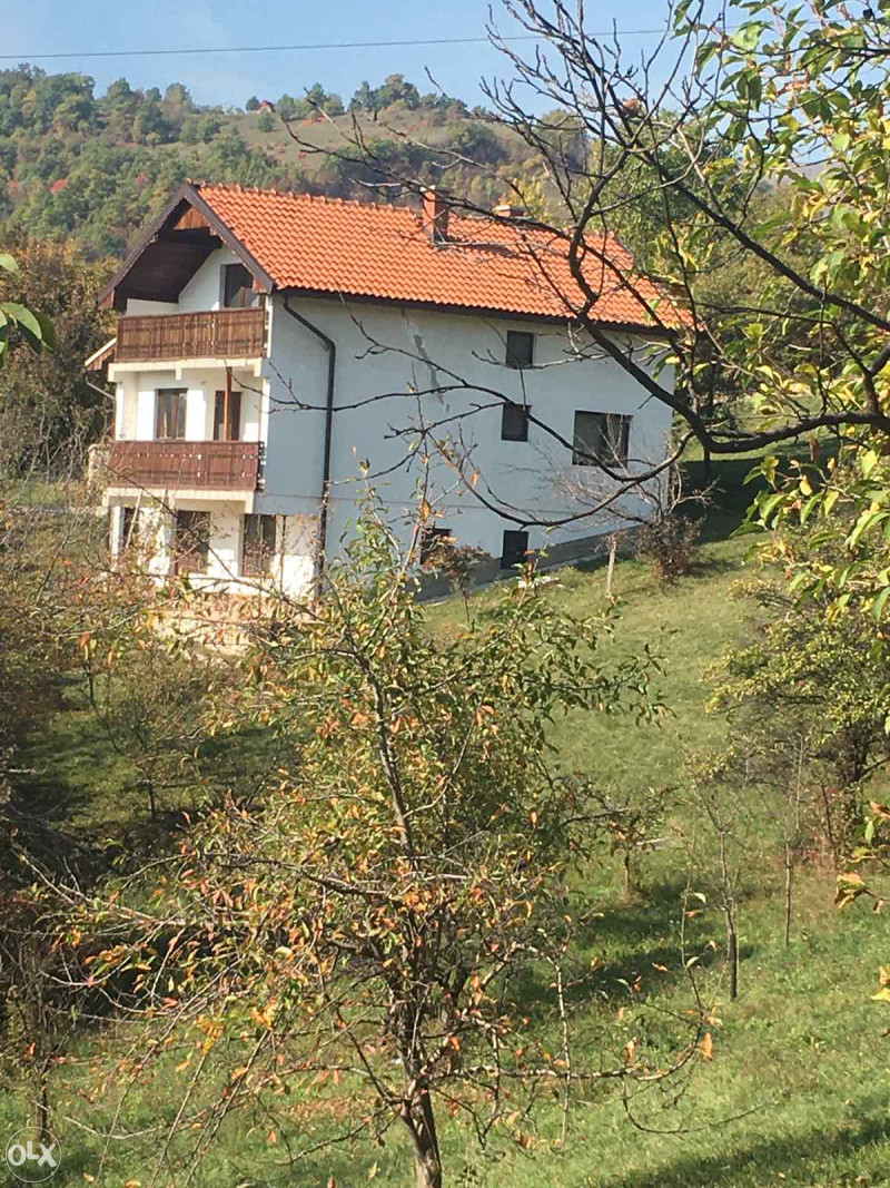 Kuća  Kakanj sa zemljistem 1700m2 4