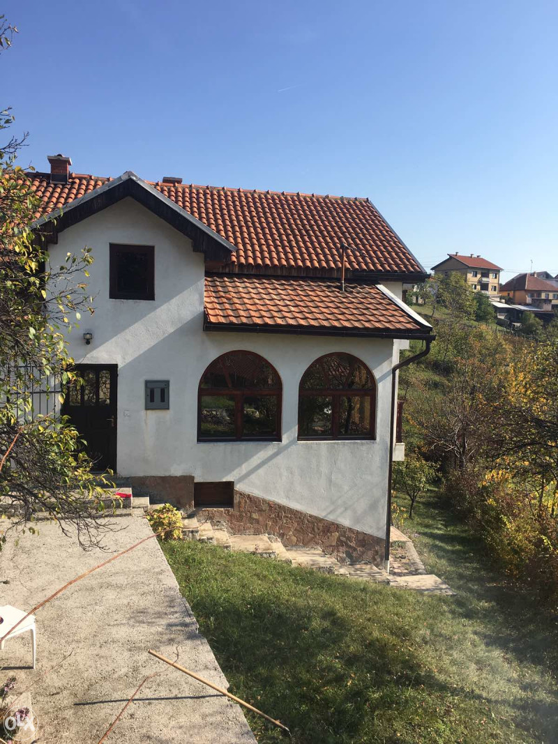 Kuća  Kakanj sa zemljistem 1700m2