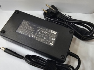 Punjac za laptop Dell 19.5V 12.3A 240W 7,4*5,0mm