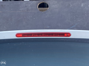 Trece stop svjetlo Peugeot 5008 2011 (fotografija 3)