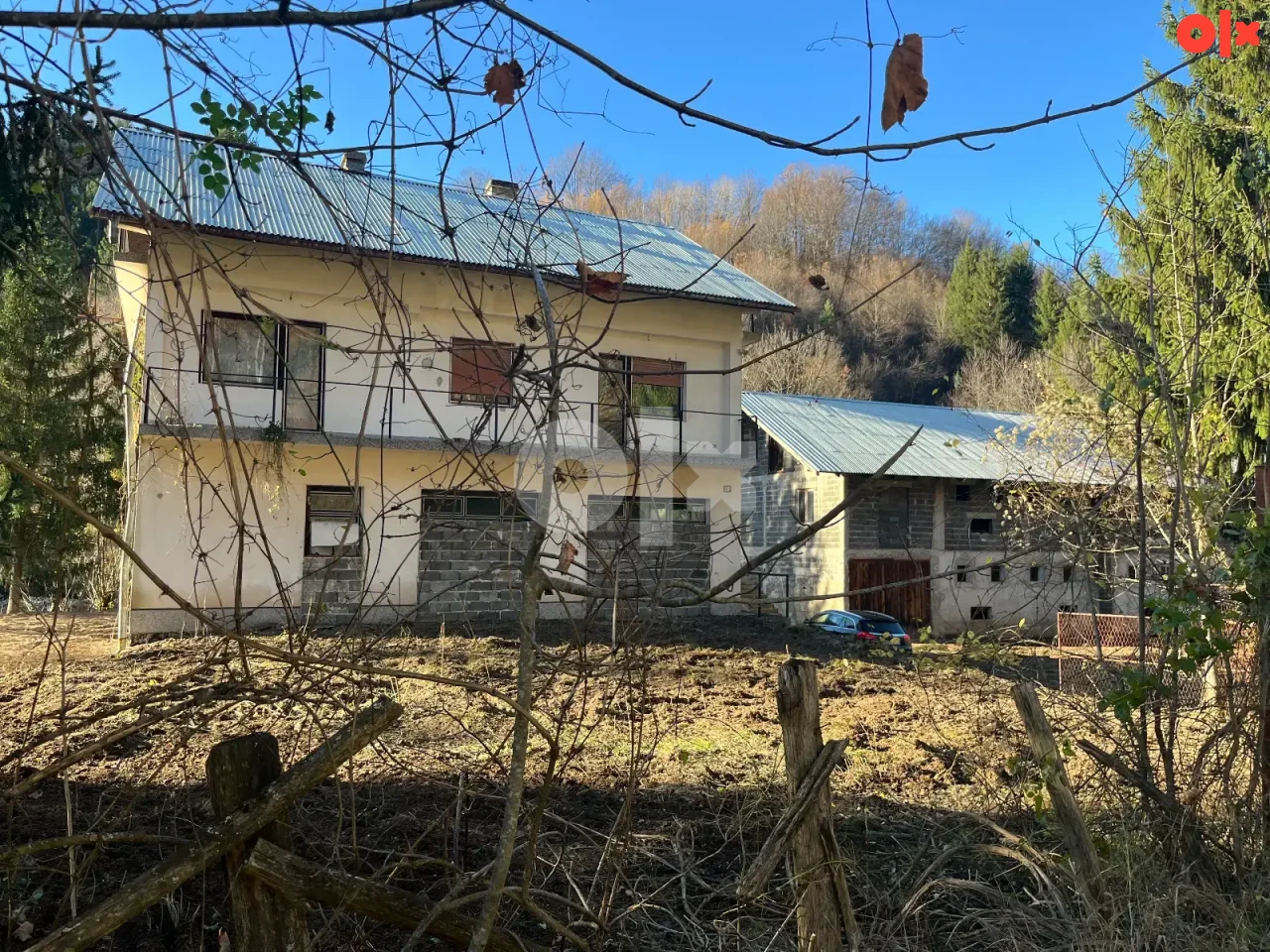 KUČA SA IMANJEM I ŠUMOM 3