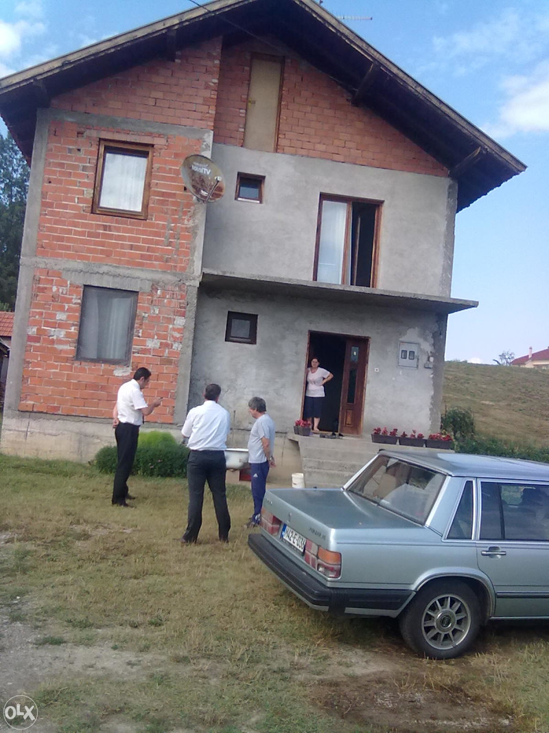Stambeni objekat sa zemljištem u naselju Krbeta, Brčko 2