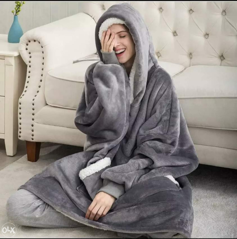 Duks topli zagrljaj Huggle Hoodie