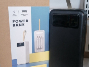 Externi punjač POWER BANK 40000mAh