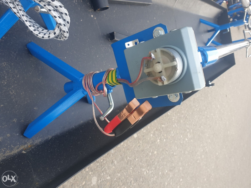 Ražanj inox za piliće 12V
