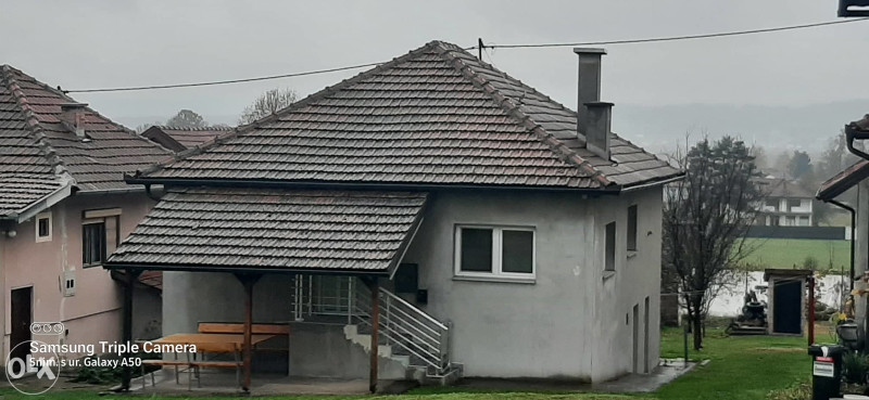 KUĆA SA PLACEM TUZLA-KISELJAK
