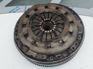 Kompletan set kvacila bmw e46 87 77kw benzin