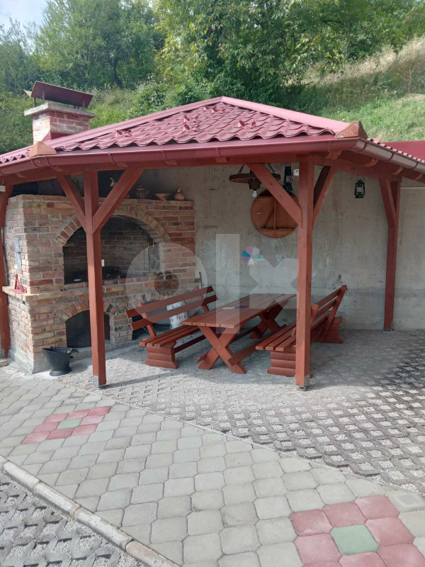 Prodajem kuću u Vogošći 2