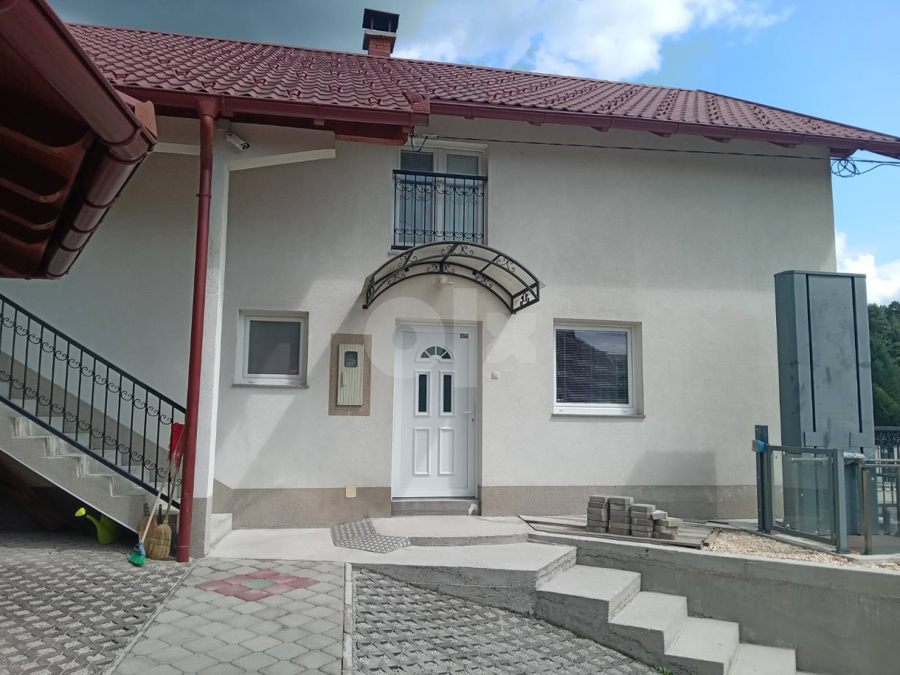 Prodajem kuću u Vogošći 9