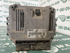 Kompjuter motora 74kw Opel Astra H (fotografija 3)
