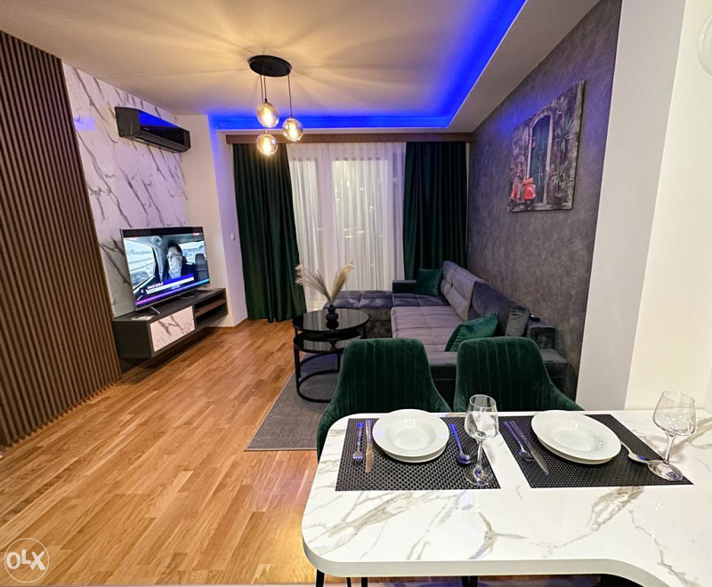 STAN NA DAN JAKUZZI -PRIVATNI PARKING -SARAJEVO 21