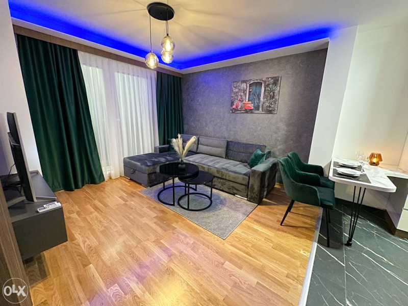 STAN NA DAN JAKUZZI -PRIVATNI PARKING -SARAJEVO 3