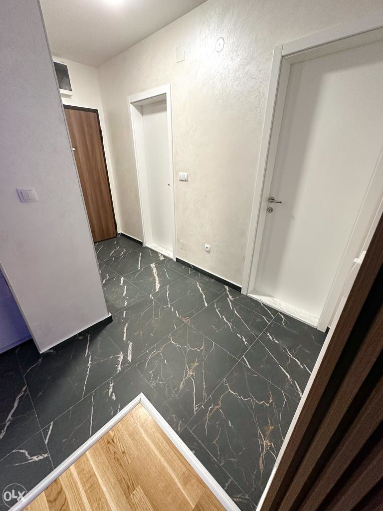STAN NA DAN JAKUZZI -PRIVATNI PARKING -SARAJEVO 16