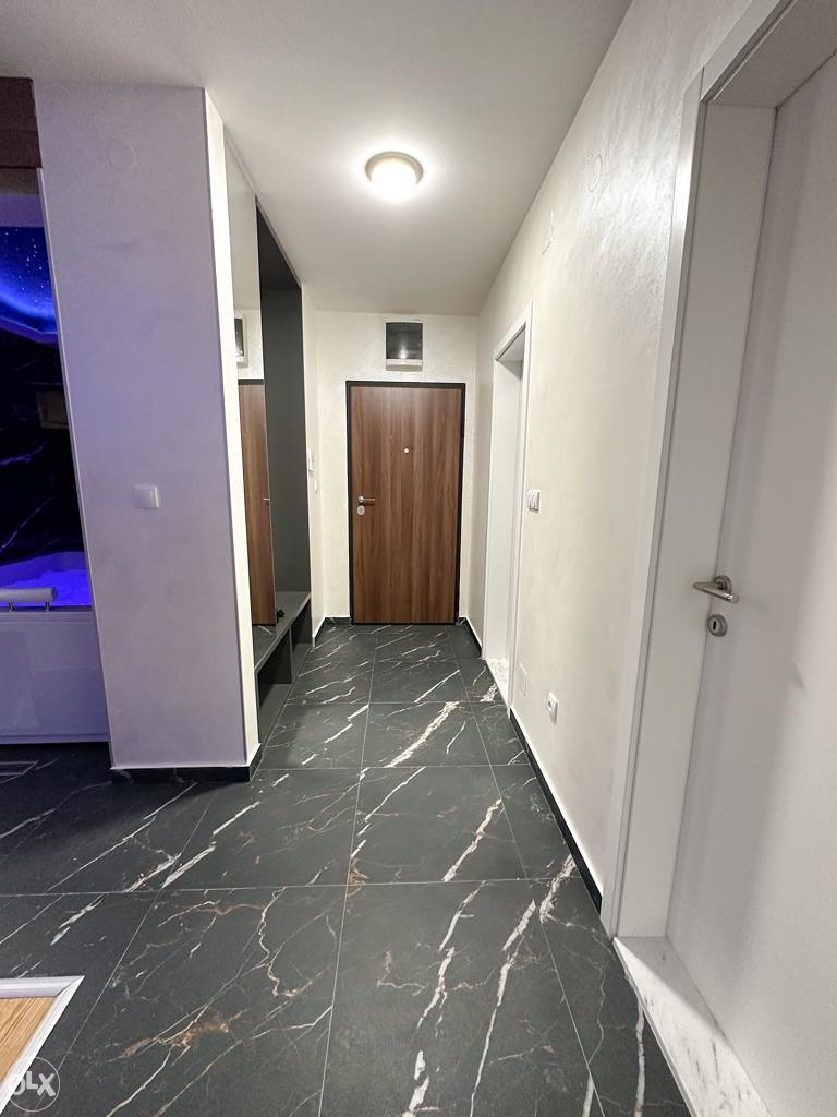 STAN NA DAN JAKUZZI -PRIVATNI PARKING -SARAJEVO 17