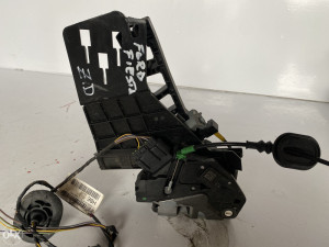 Podizac stakla zadnji desni Ford Fiesta 2010 (fotografija 3)