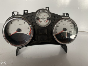 Taho celer sat Peugeot 207 (fotografija 3)
