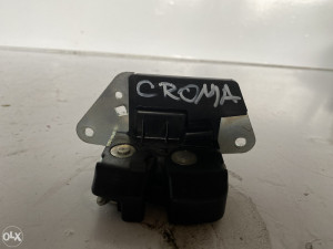 Brava bravica haube Fiat Croma (fotografija 3)