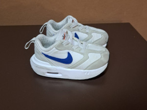 Nike 22