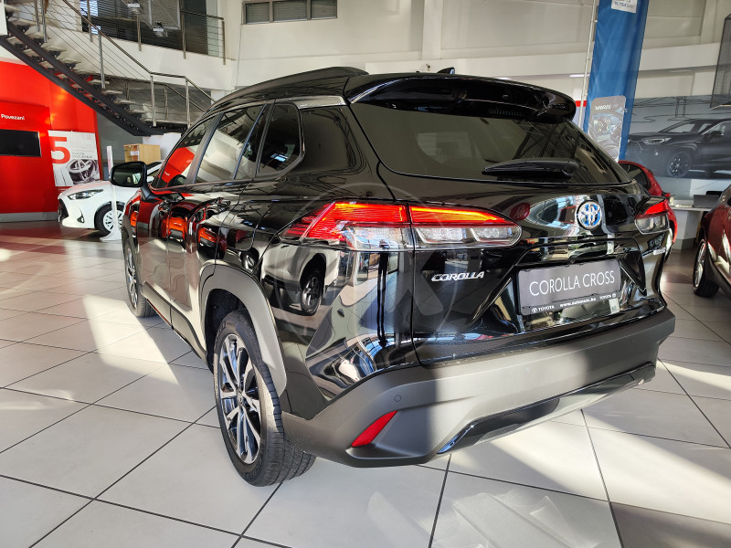 TOYOTA COROLLA CROSS 2.0 HEV FWD 5D E-CVT STYLE - Automobili - OLX.ba
