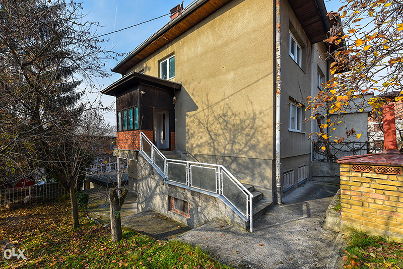 Kuća sa garažom i zemljištem 243m2 Sarajevo Centar - Višnjik 20
