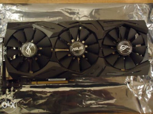 ASUS STRIX VEGA 64 8 GB
