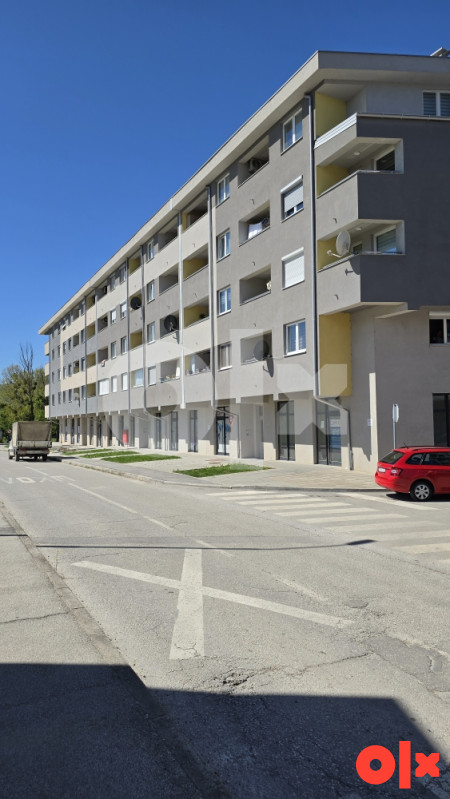 Poslovni Prostori od 36-108m2  Dobrinja Lukavica Istocno Sarajevo 2