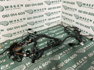 Instalacija motora BMW X1 (fotografija 3)