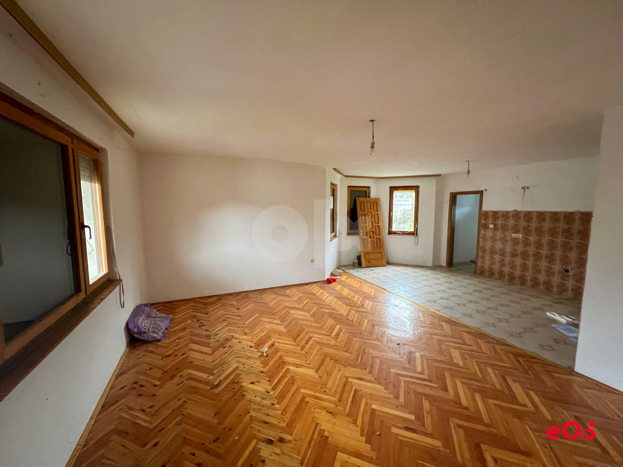 EOS / Kuće sa zemljištem i Farmom / Kozarska Dubica 11