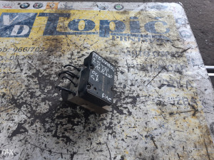 ABS VW TOUAREG 2.5 TDI / 7L0614111E / 7L0907379D